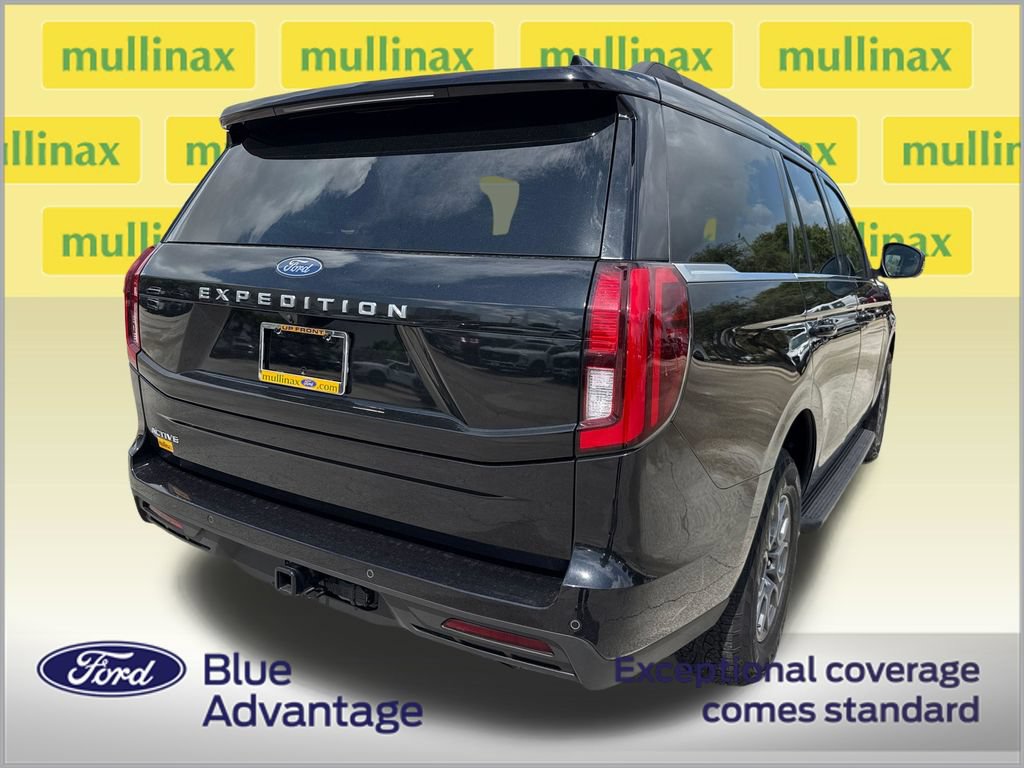 Certified 2025 Ford Expedition Active RWD image 4