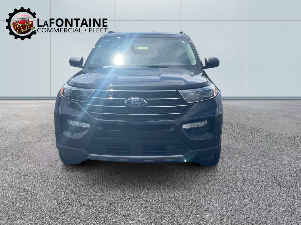 Certified 2023 Ford Explorer XLT w/ Equipment Group 202A AWD/4WD image 2