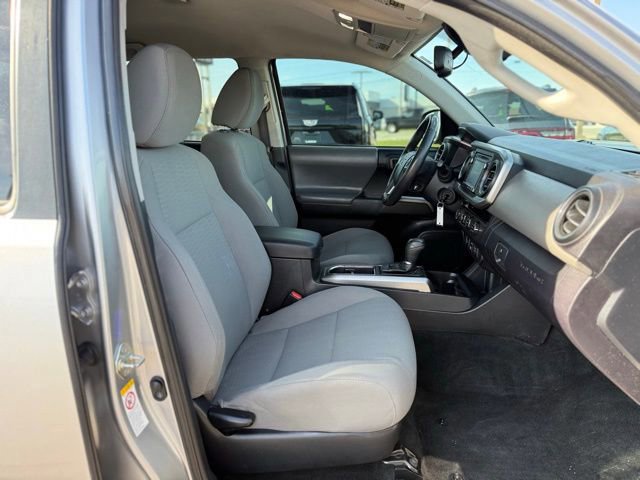 Used 2018 Toyota Tacoma SR5 image 24