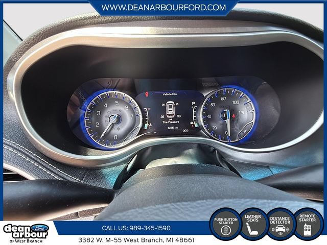 Used 2022 Chrysler Pacifica Touring-L FWD image 14