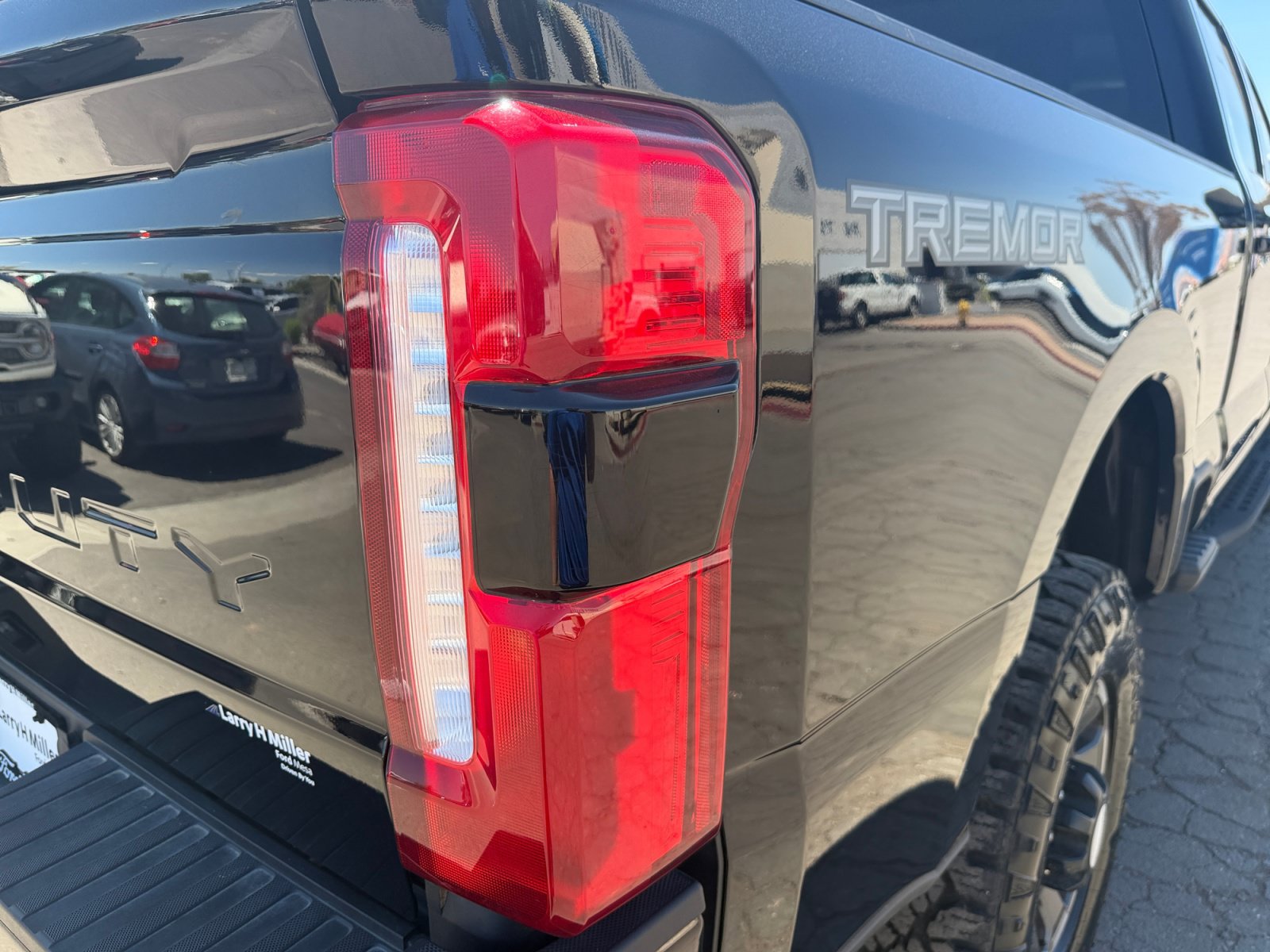 Certified 2024 Ford F250 XLT w/ Black Appearance Package AWD/4WD image 28