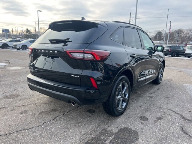Certified 2023 Ford Escape ST-Line w/ Tech Pack #1 image 2