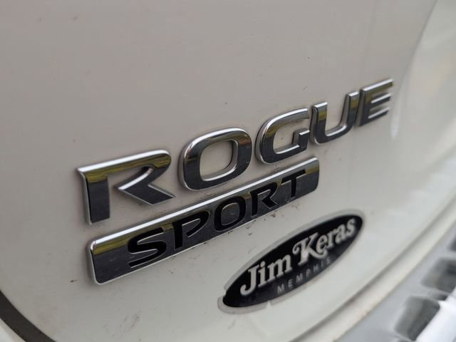 Used 2020 Nissan Rogue Sport S image 9