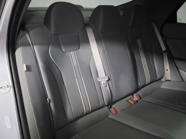 Used 2025 Hyundai Elantra Sport FWD image 10