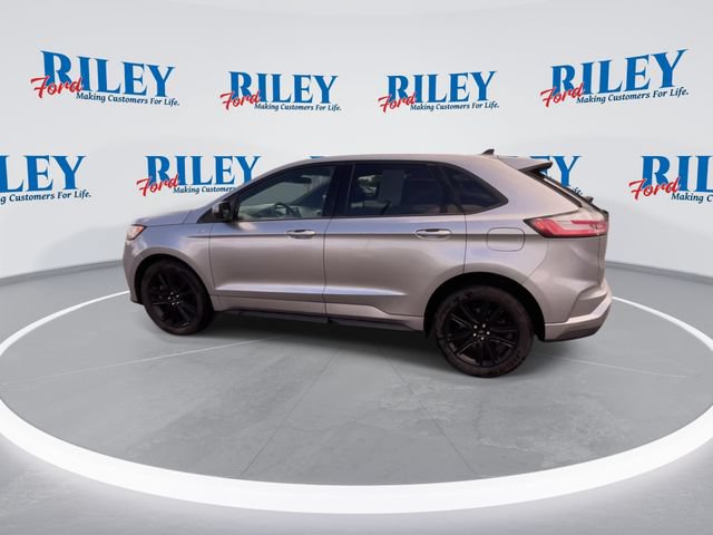 Certified 2022 Ford Edge ST-Line w/ Class II Trailer Tow Package AWD/4WD image 6