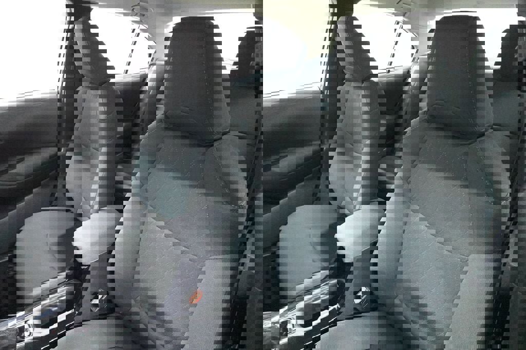 Used 2022 Toyota Corolla LE image 11