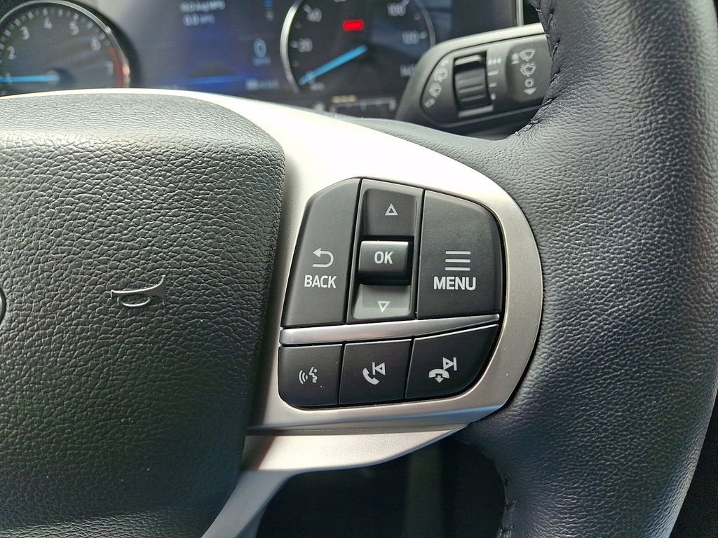 Certified 2023 Ford Explorer XLT w/ Equipment Group 202A AWD/4WD image 22