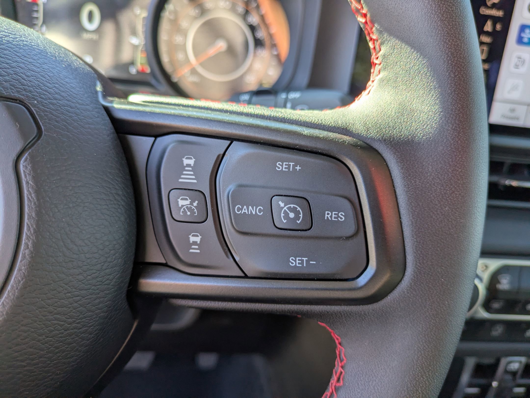 Used 2024 Jeep Wrangler Unlimited Rubicon w/ Capability Package image 20