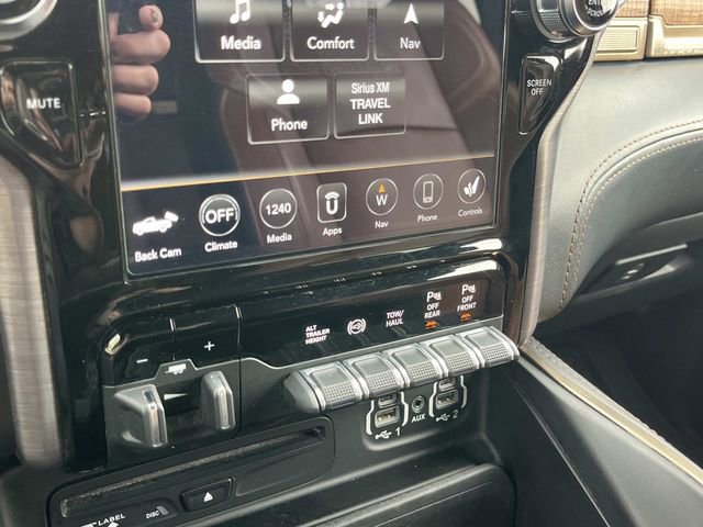 Used 2019 RAM 3500 Limited w/ Max Tow Package AWD/4WD image 43
