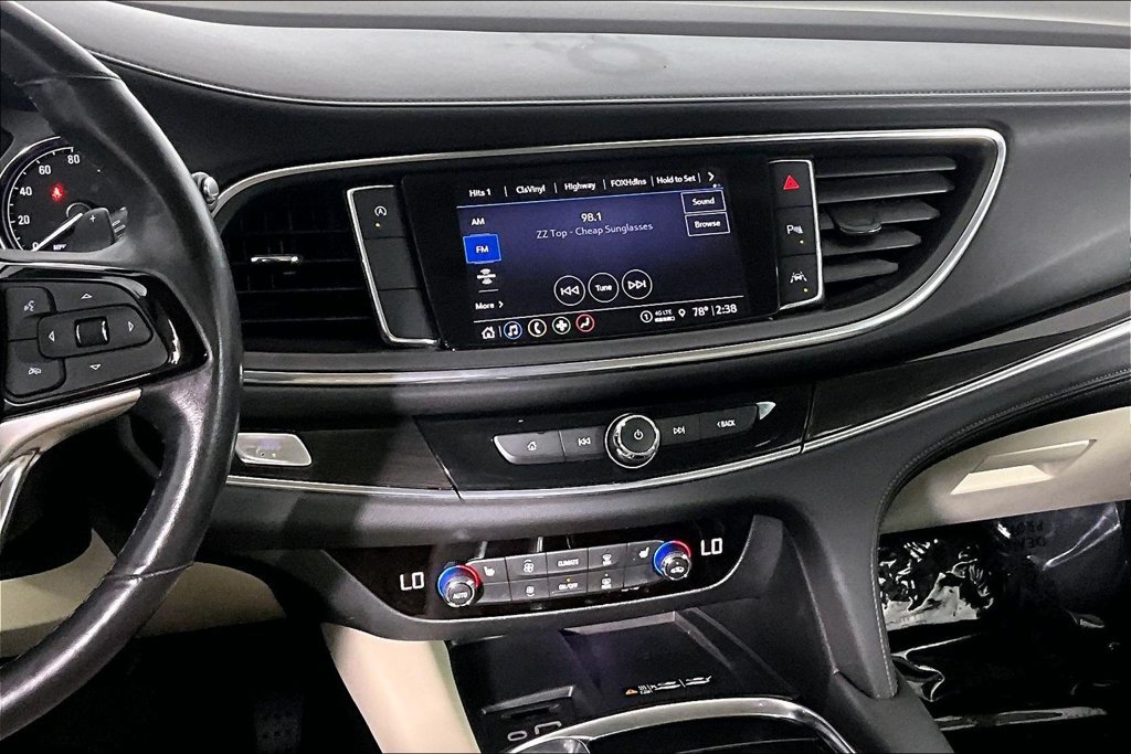 Used 2024 Buick Enclave Essence w/ Technology Package FWD image 6