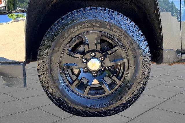 Used 2018 Chevrolet Silverado 1500 LT w/ All Star Edition AWD/4WD image 11