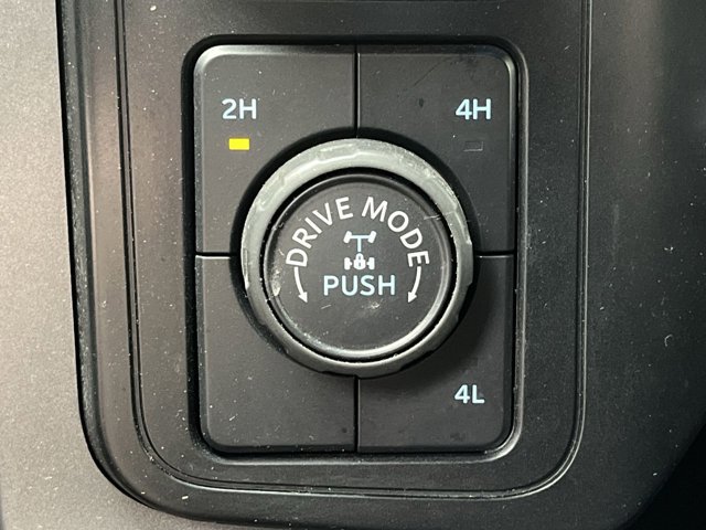 Certified 2025 Ford F150 XLT w/ Equipment Group 303A High AWD/4WD image 18