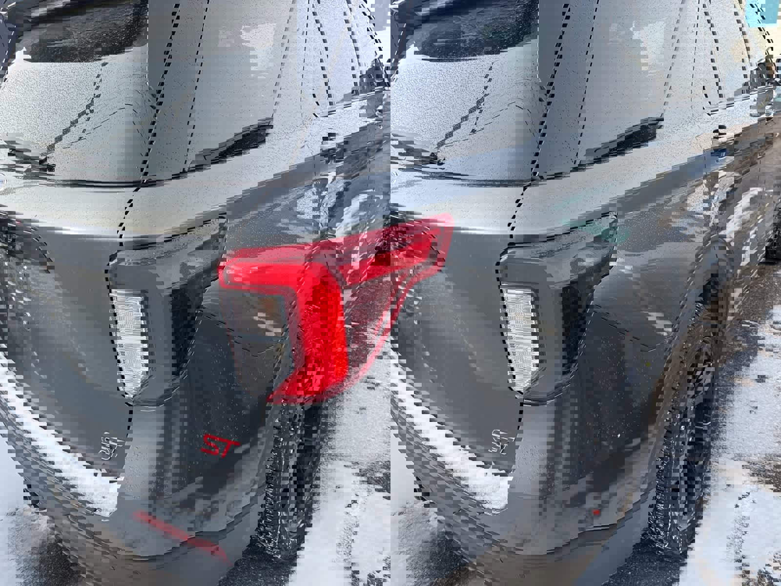 Certified 2020 Ford Explorer ST w/ ST Street Pack image 19