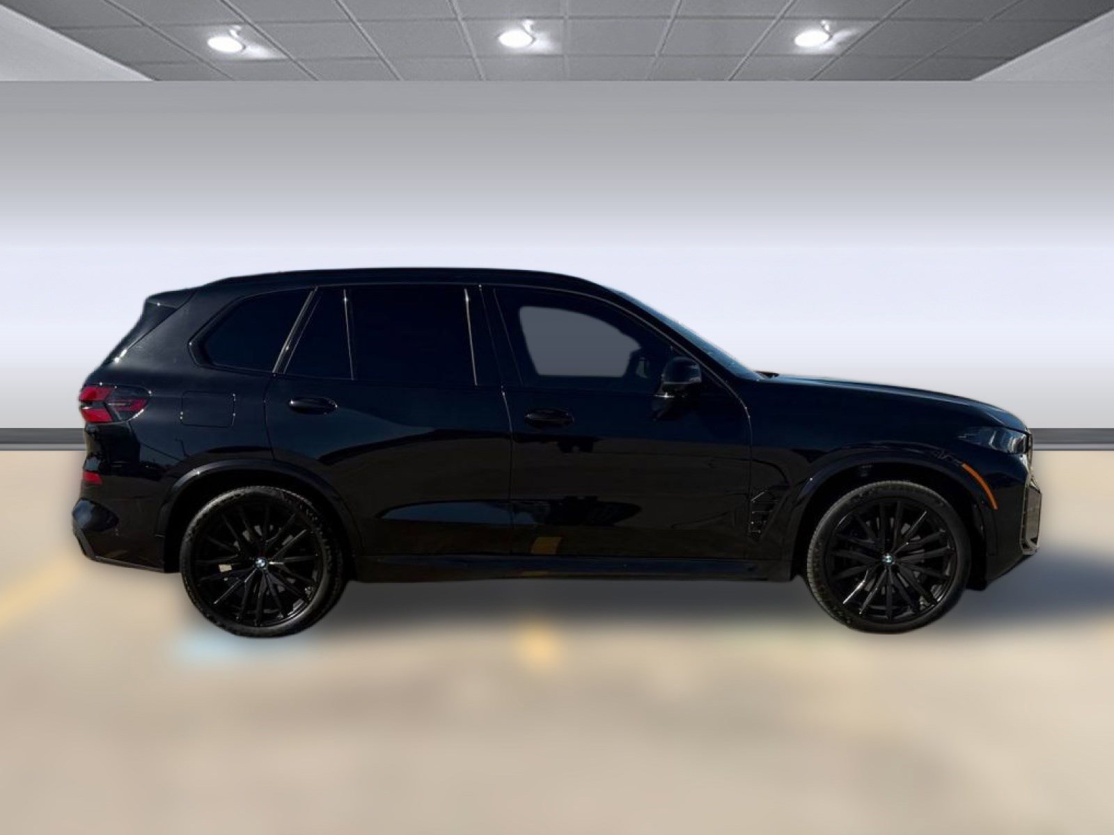 Used 2024 BMW X5 xDrive40i w/ M Sport Package image 8
