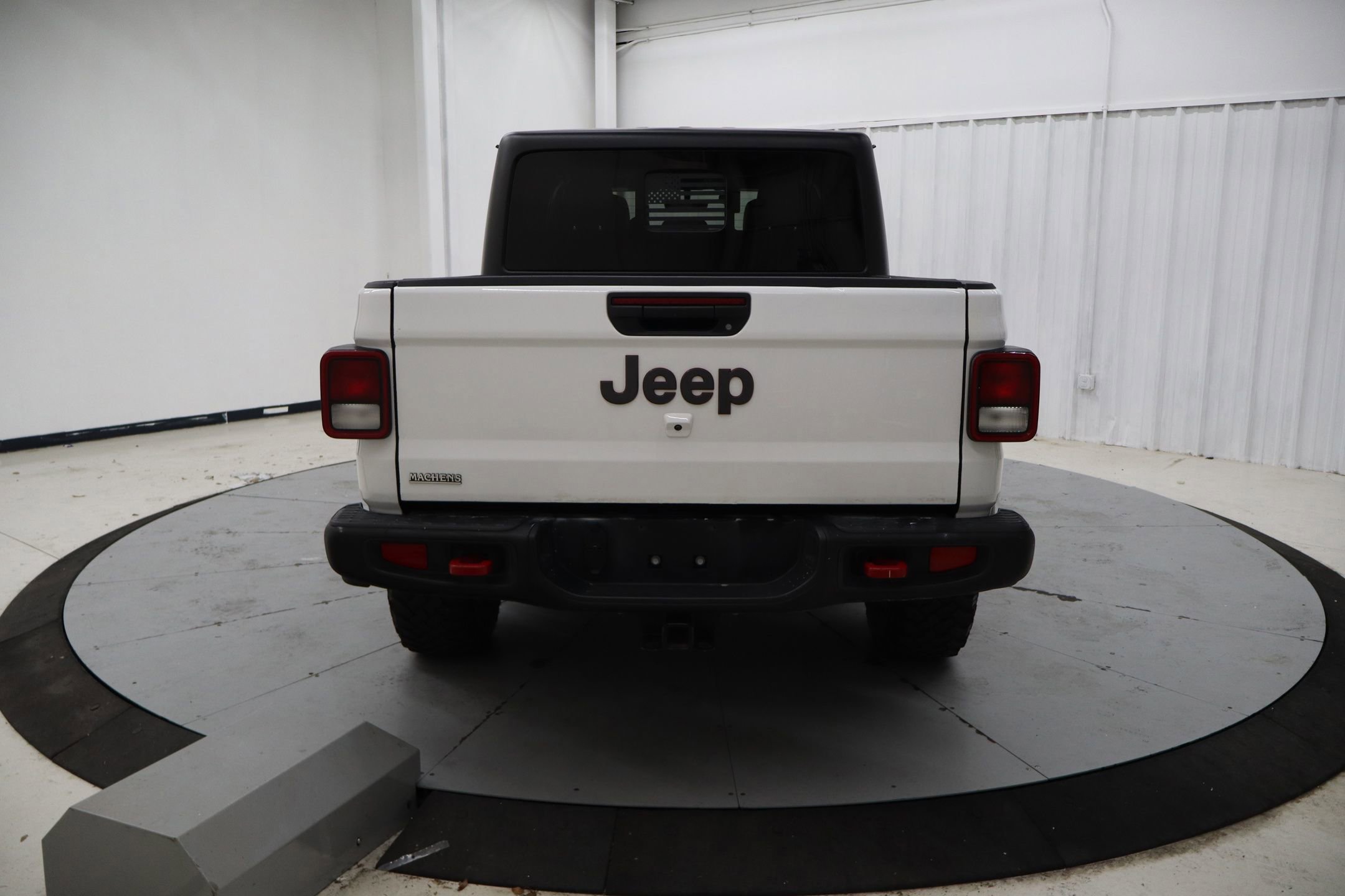 Used 2022 Jeep Gladiator Rubicon w/ Trailer Tow Package image 4