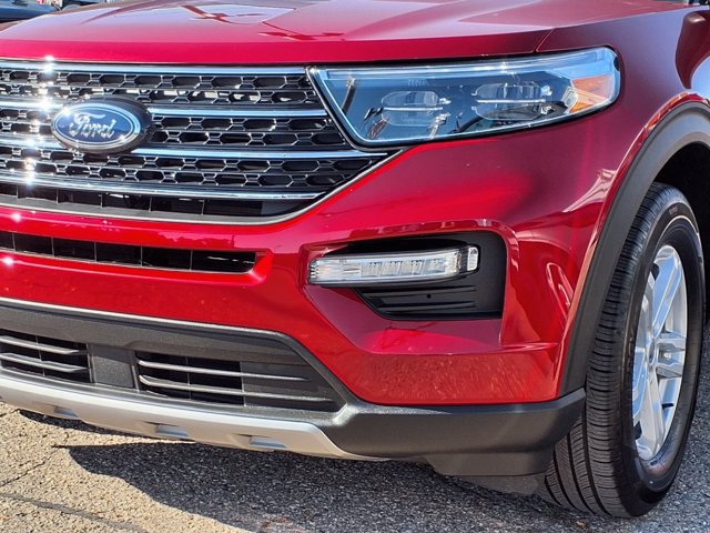 Certified 2024 Ford Explorer XLT w/ Equipment Group 202A AWD/4WD image 27