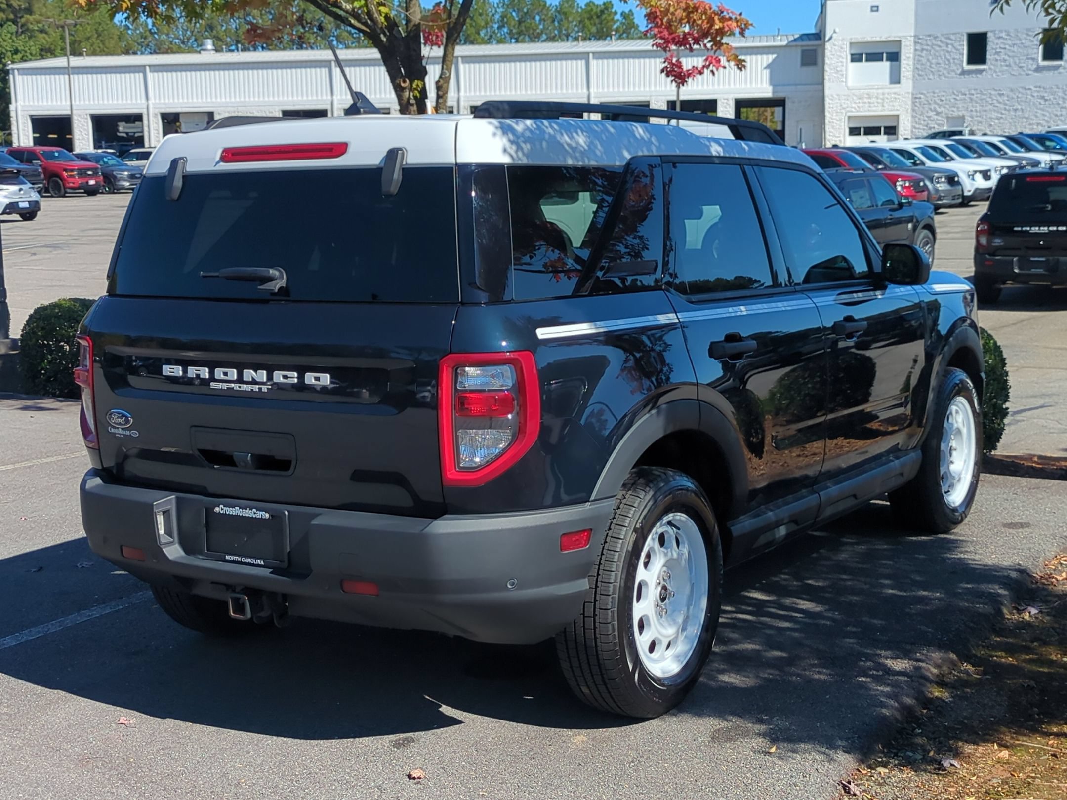 Certified 2023 Ford Bronco Sport Heritage w/ Heritage Convenience Package AWD/4WD image 3