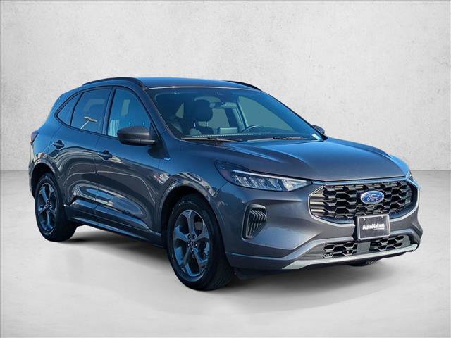 Certified 2023 Ford Escape ST-Line w/ Equipment Group 301A FWD image 3