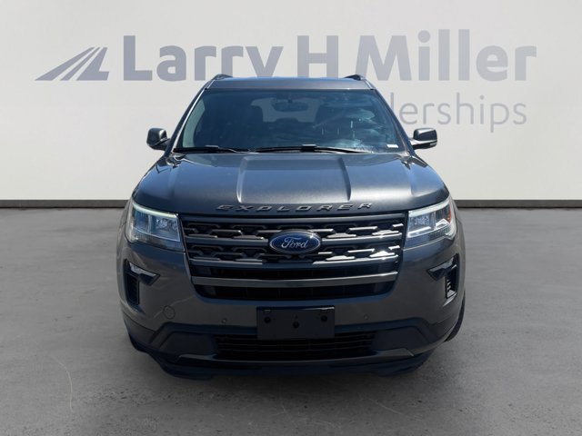 Certified 2018 Ford Explorer XLT w/ Equipment Group 202A AWD/4WD image 8