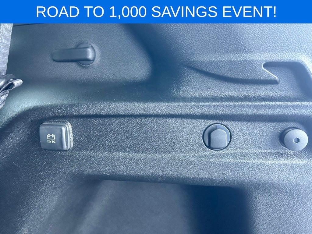 Used 2023 Jeep Grand Cherokee L Laredo image 38