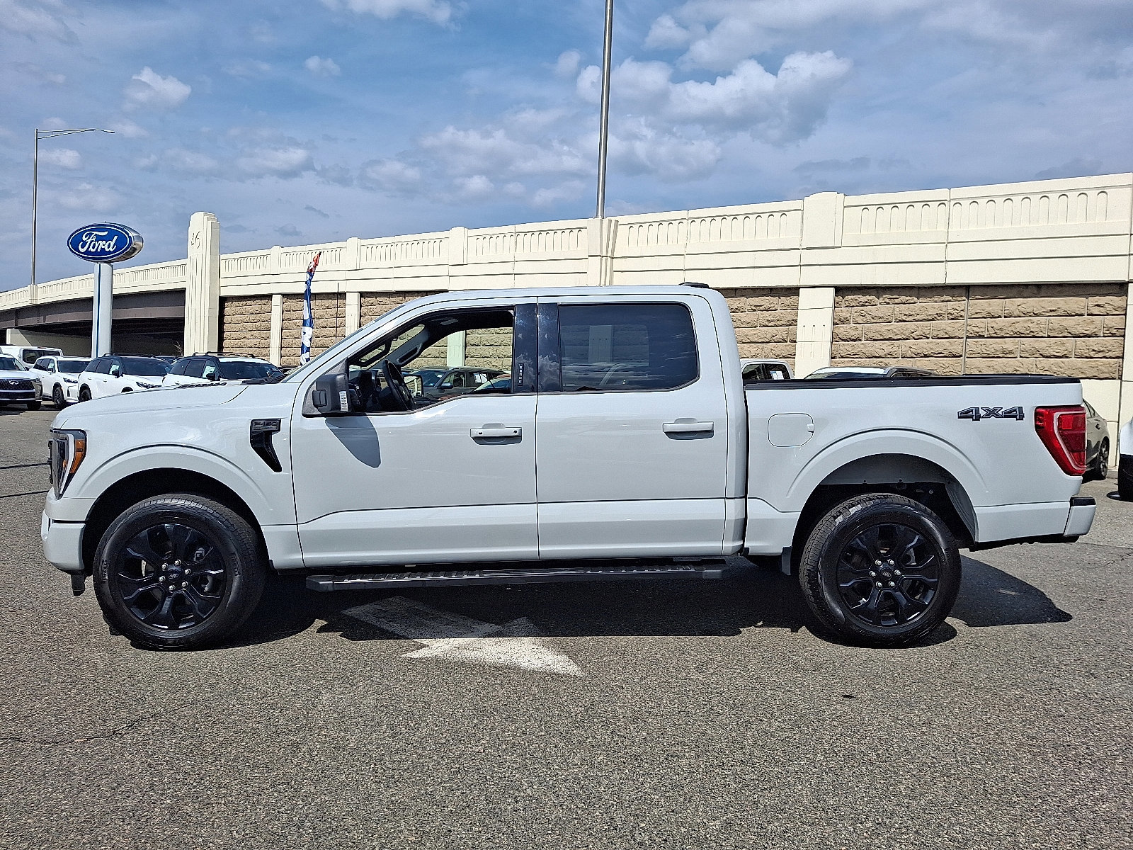 Certified 2023 Ford F150 XLT w/ Equipment Group 302A High image 5