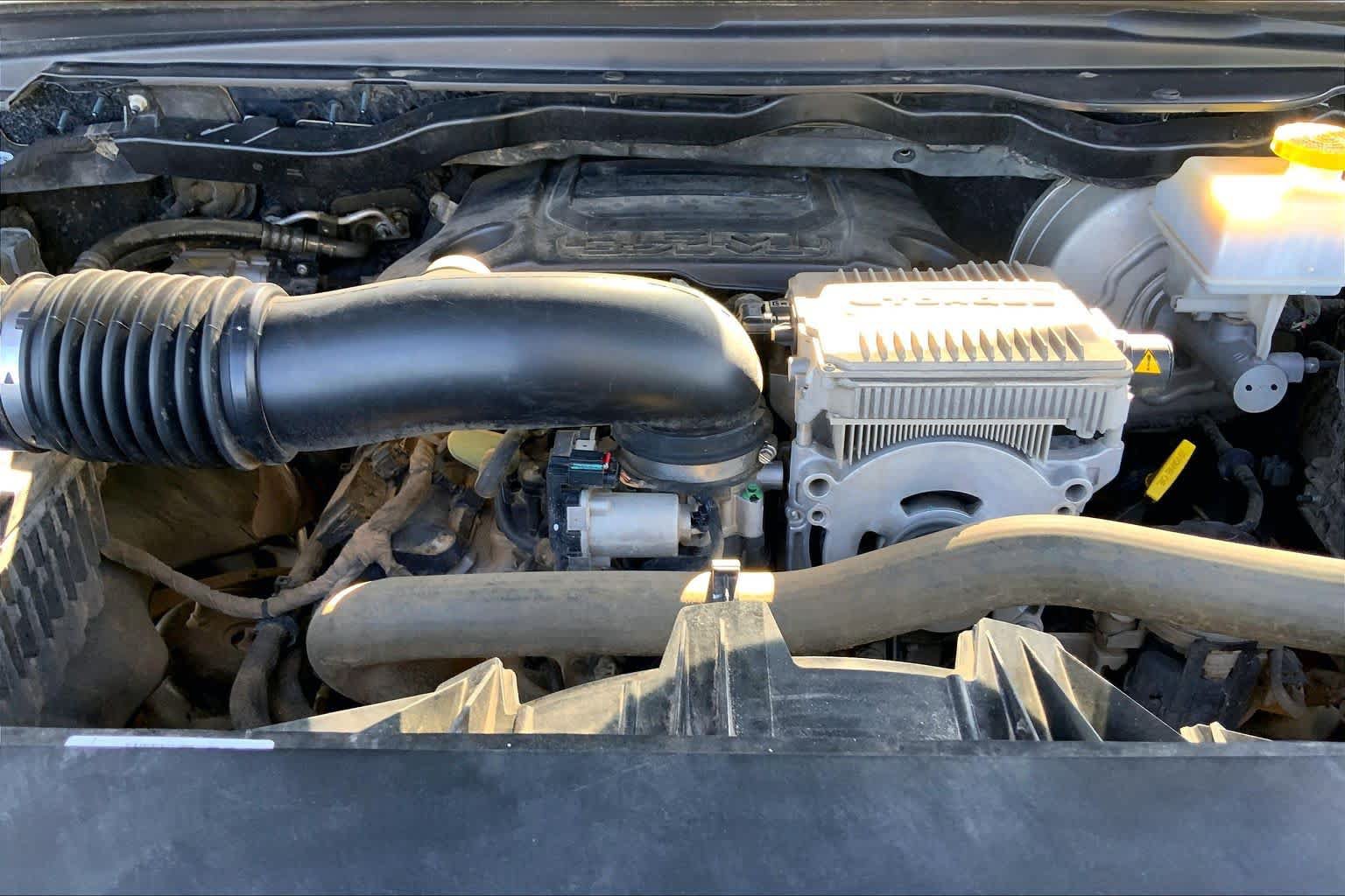 Used 2024 RAM 1500 Laramie AWD/4WD image 33