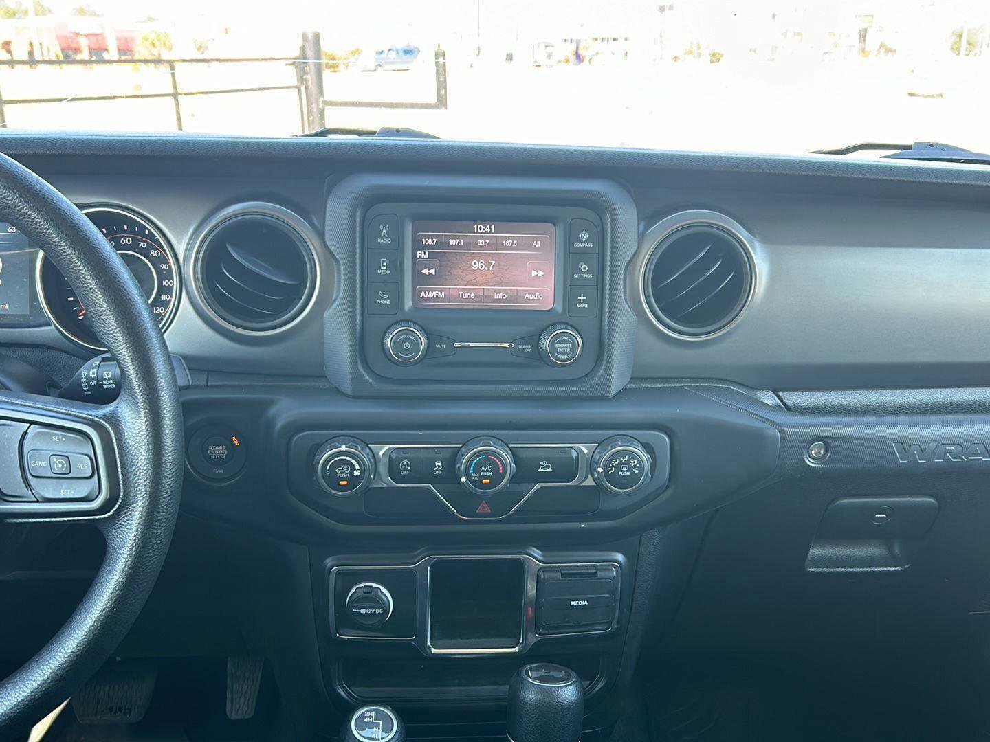 Used 2021 Jeep Wrangler Sport image 41