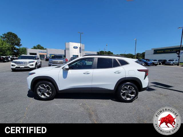 Used 2024 Chevrolet Trax LT FWD image 3