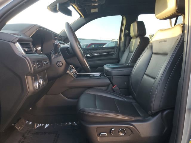 Used 2023 GMC Yukon Denali image 16