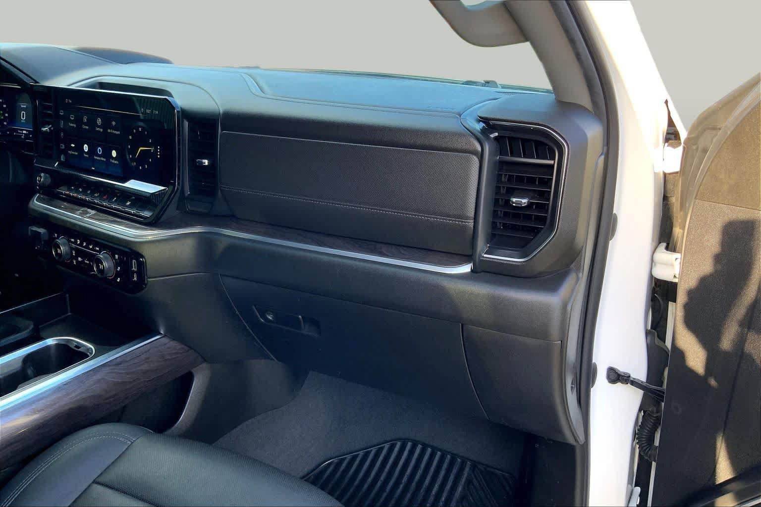 Used 2022 Chevrolet Silverado 1500 LTZ w/ LTZ Premium Texas Edition RWD image 15