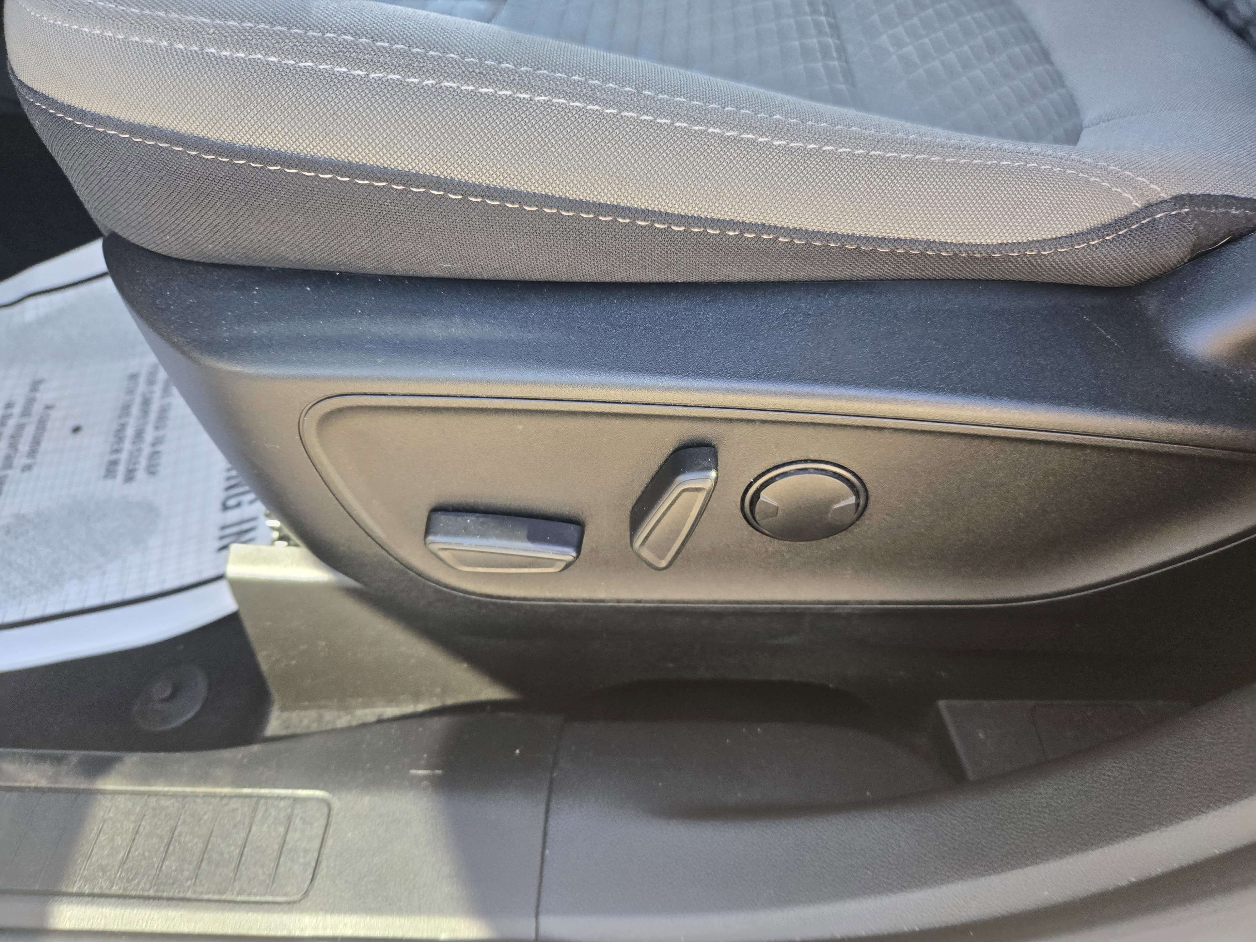 Certified 2022 Ford Escape SE w/ Convenience Package image 20