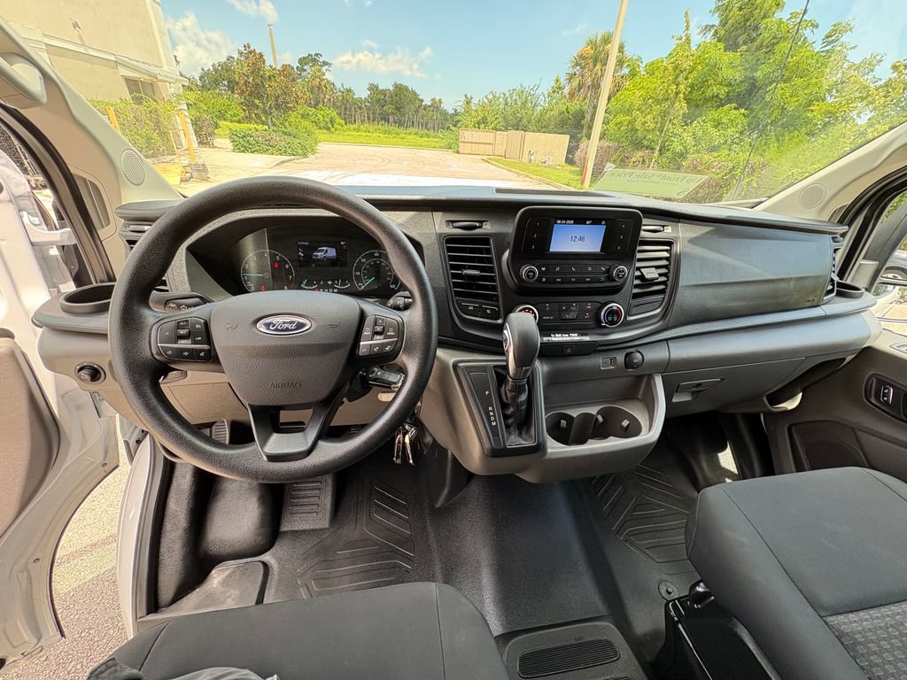Certified 2025 Ford Transit 250 Low Roof w/ Exterior Upgrade Package RWD image 8
