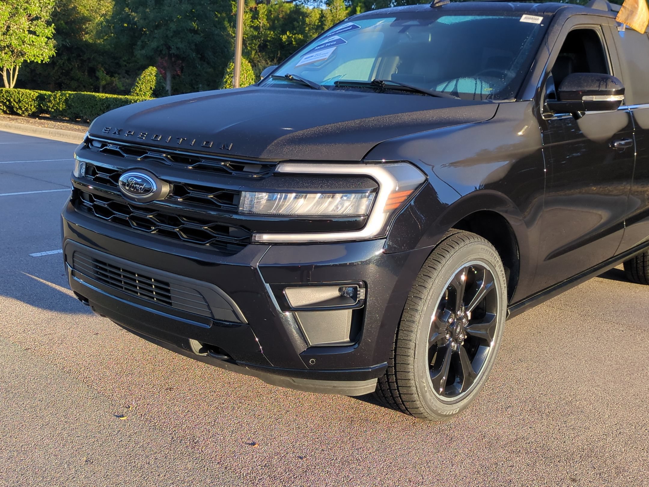 Certified 2023 Ford Expedition Limited AWD/4WD image 10