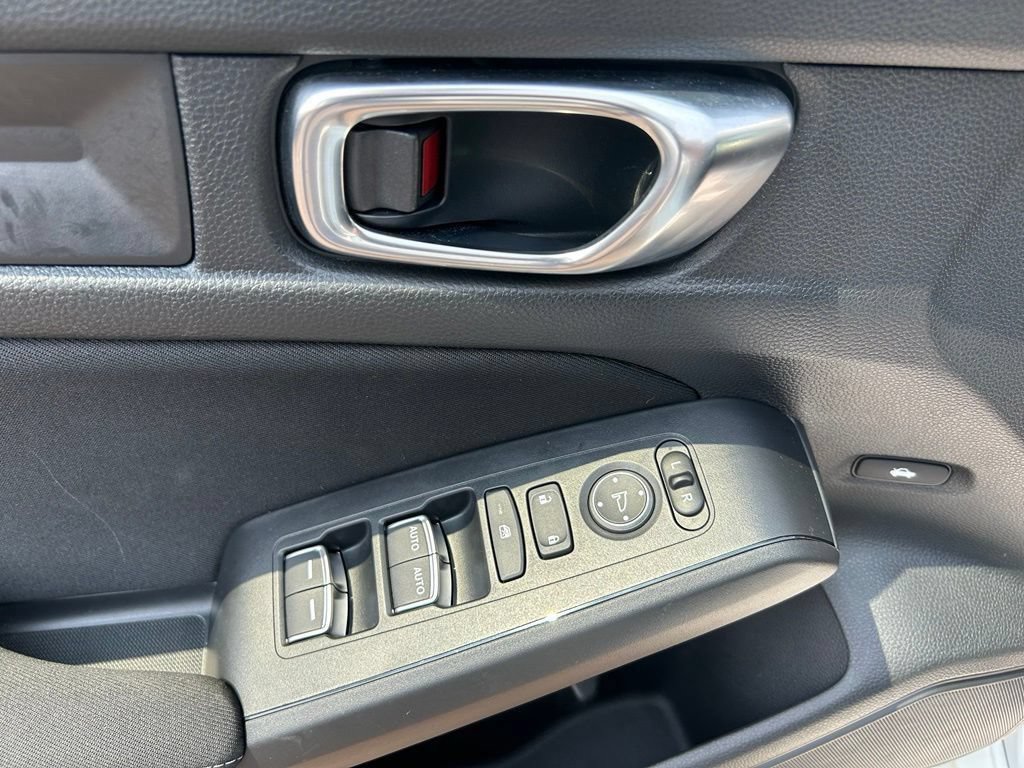 Used 2025 Honda Civic Sport image 17