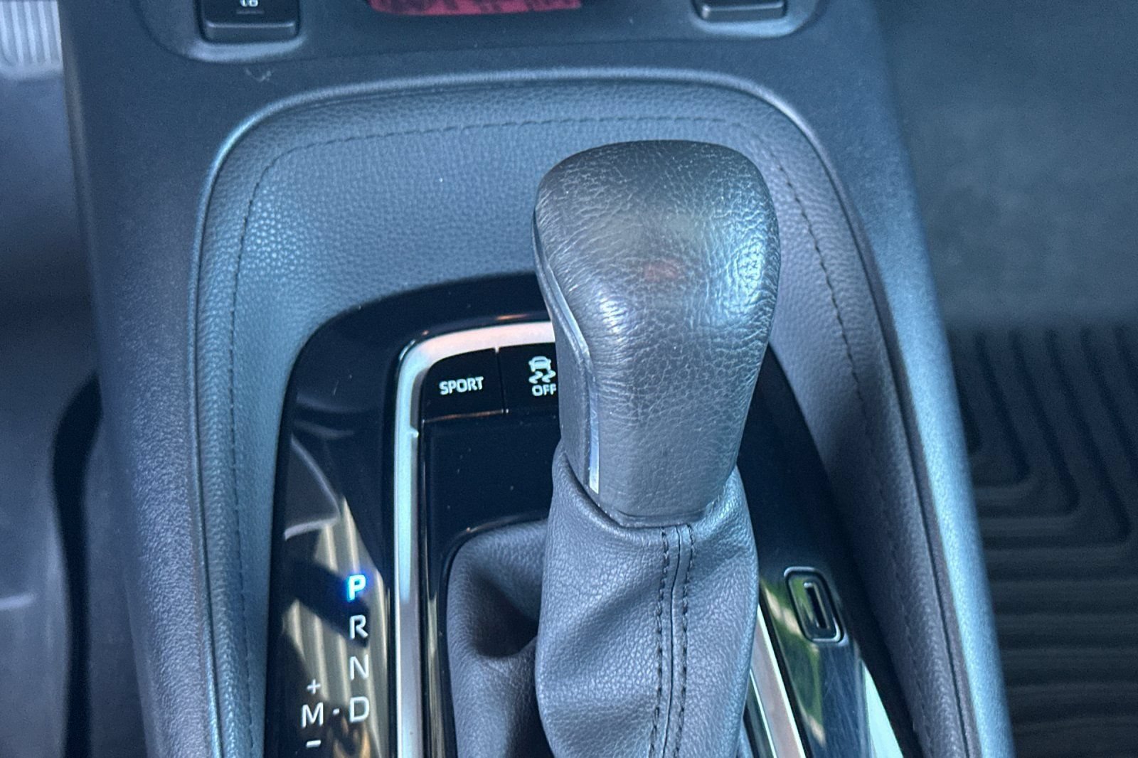 Used 2020 Toyota Corolla XSE w/ Carpet Mat Package (TMS) FWD image 23