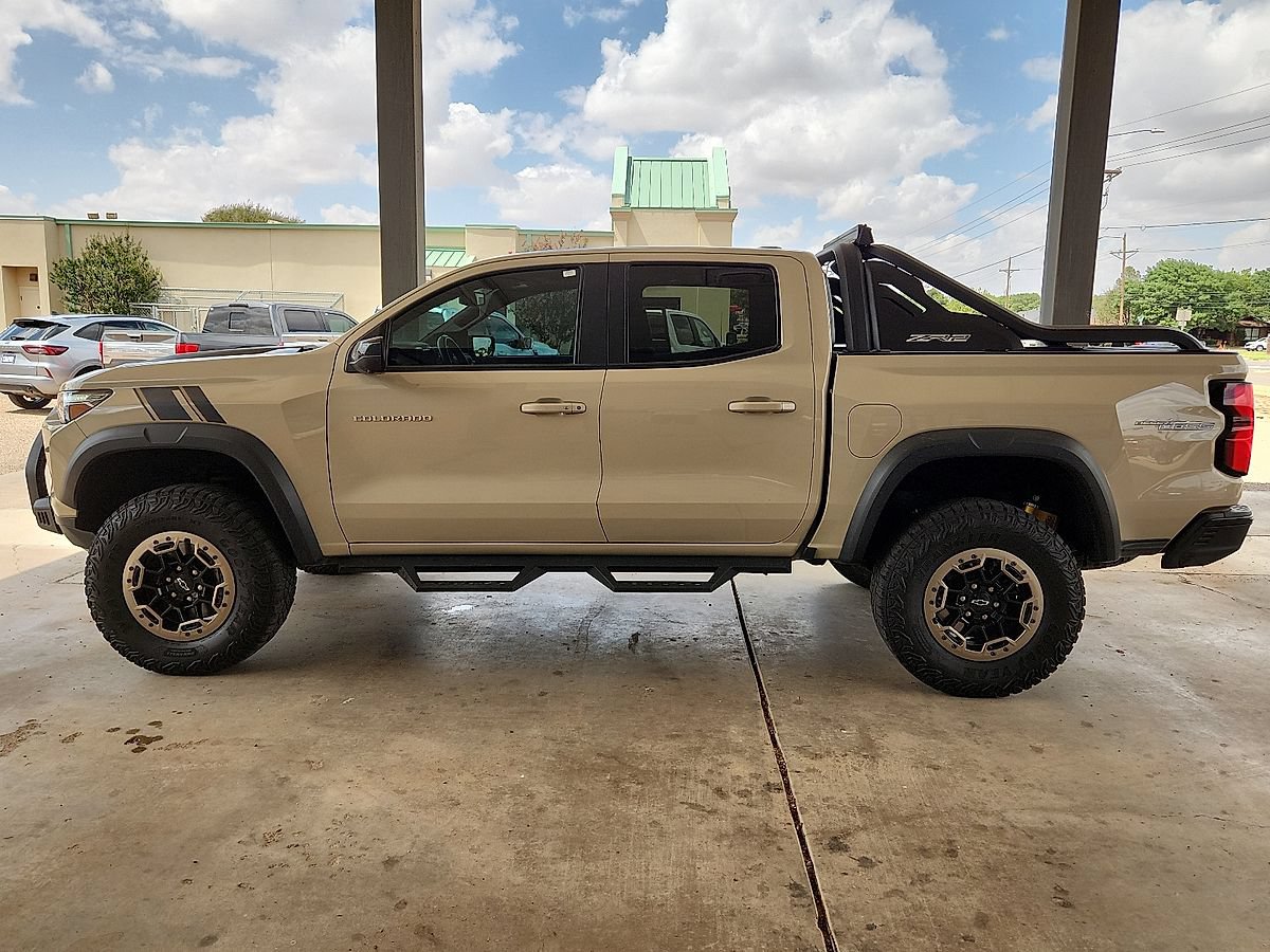 Used 2023 Chevrolet Colorado ZR2 w/ Desert Boss Special Edition AWD/4WD image 2