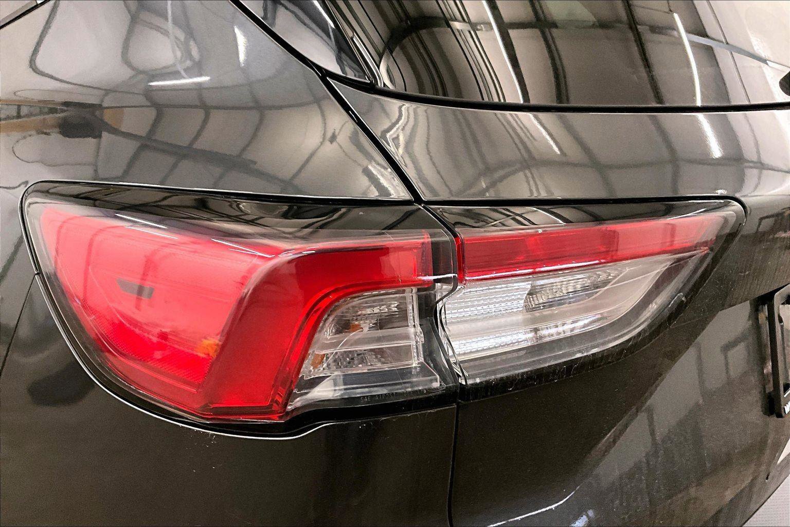 Certified 2020 Ford Escape SE image 28