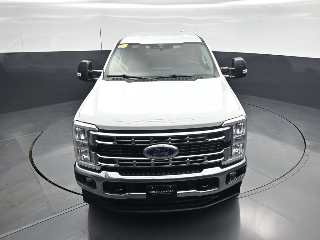 Certified 2025 Ford F350 XLT AWD/4WD image 33