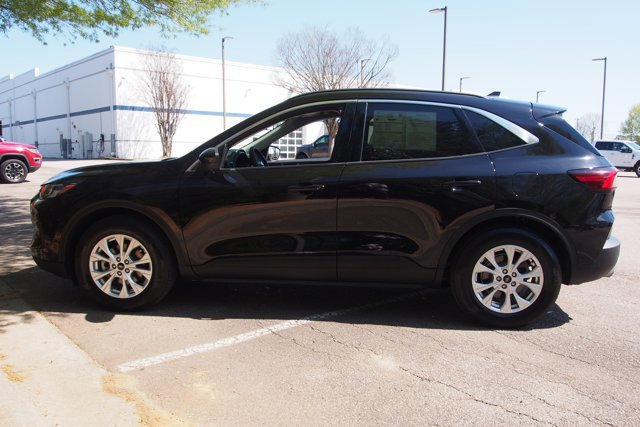 Certified 2024 Ford Escape Active w/ Tech Pack #2 image 2