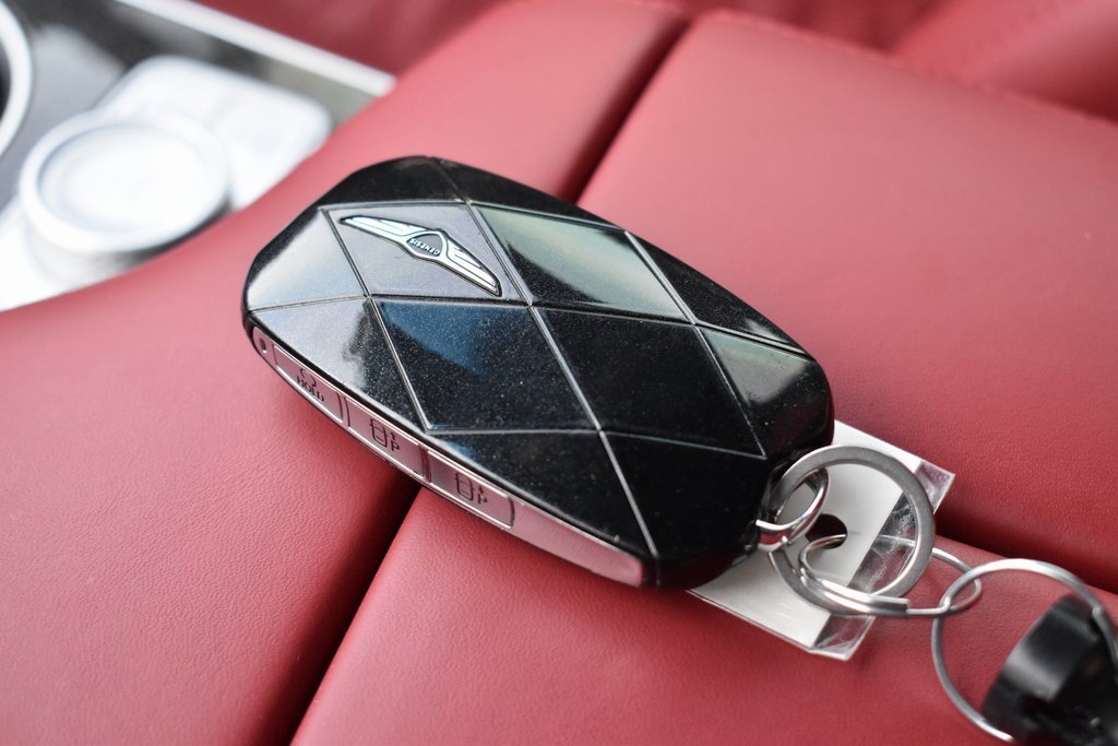 Used 2025 Genesis GV80 3.5T e-SC image 14