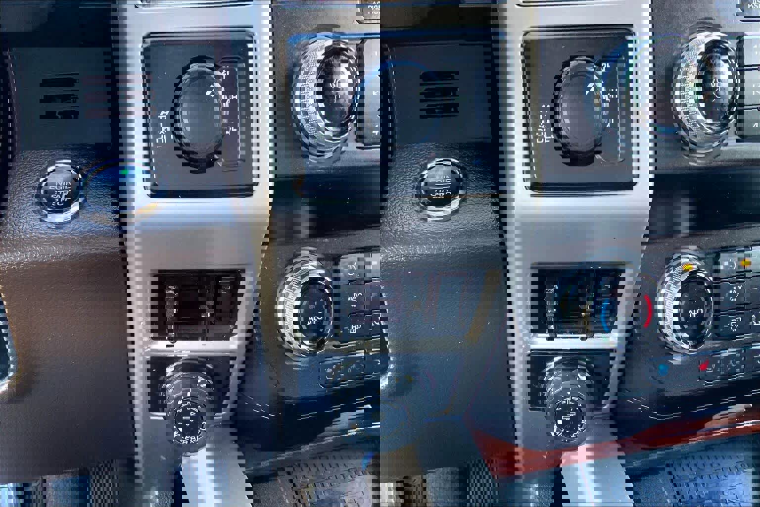 Certified 2020 Ford F250 King Ranch w/ King Ranch Ultimate Package image 31