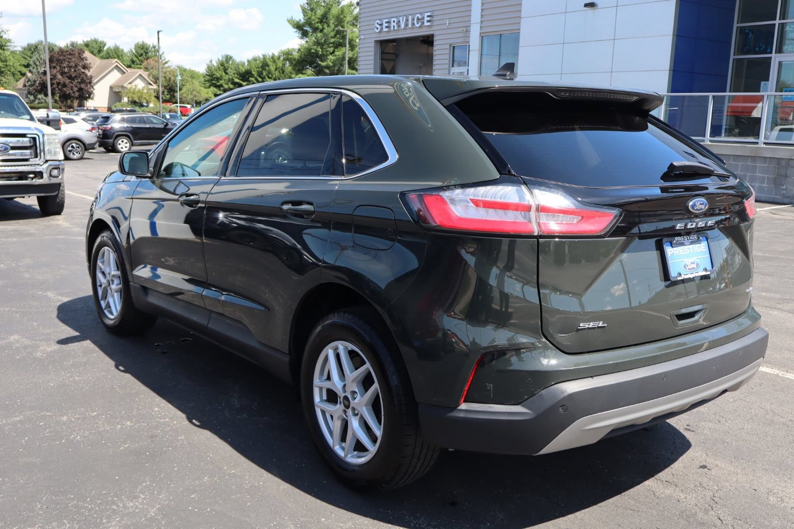 Certified 2024 Ford Edge SEL w/ Cargo Accessory Package AWD/4WD image 5