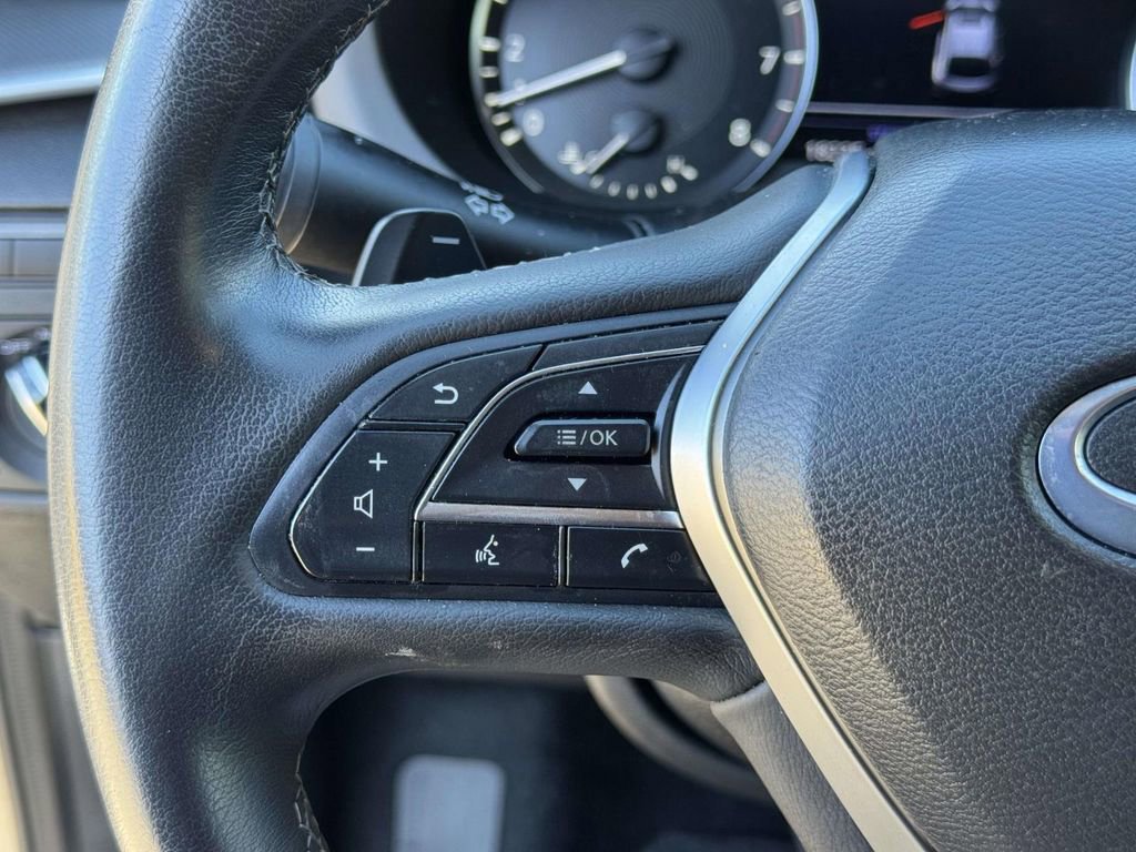 Used 2023 INFINITI QX55 Luxe w/ Cargo Package image 15