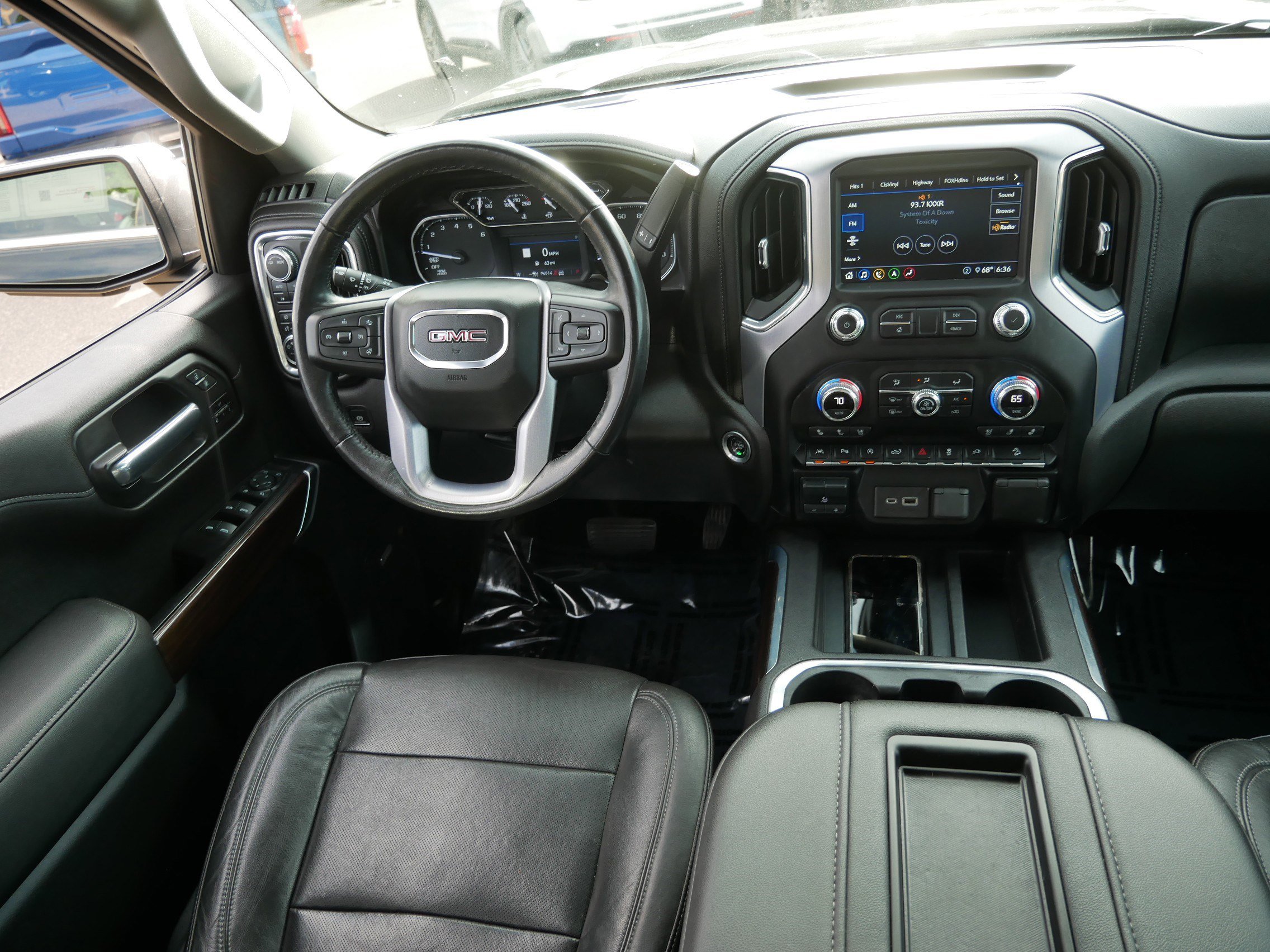 Used 2020 GMC Sierra 1500 SLT w/ SLT Premium Plus Package AWD/4WD image 9