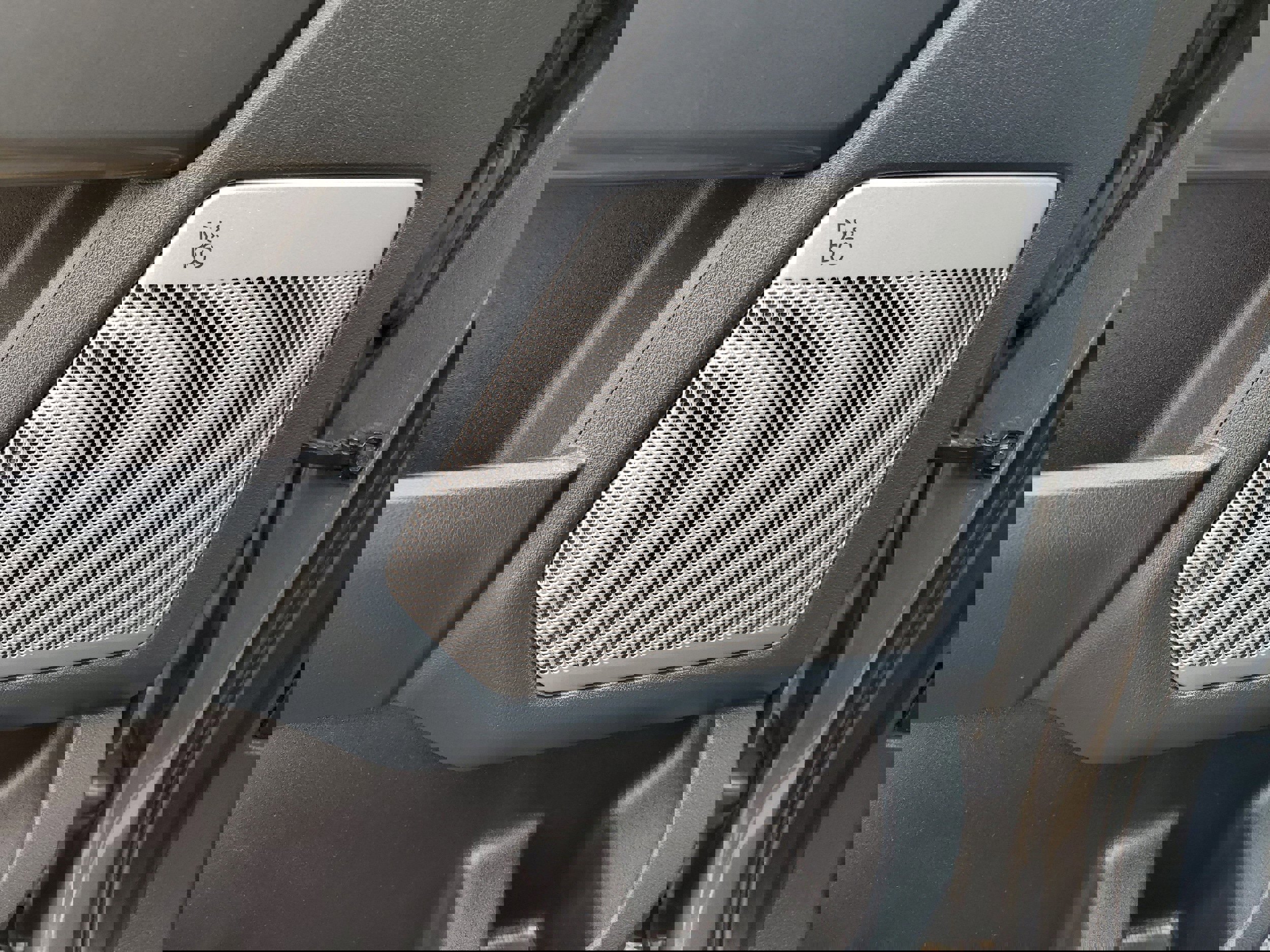 Certified 2022 Ford F150 XLT w/ Equipment Group 302A High image 22