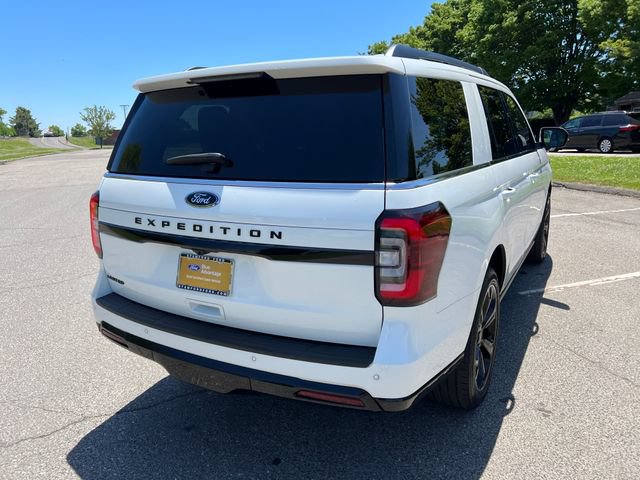 Certified 2023 Ford Expedition Limited AWD/4WD image 10