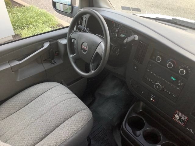 Used 2026 GMC Savana 2500 w/ Driver Convenience Package RWD image 24