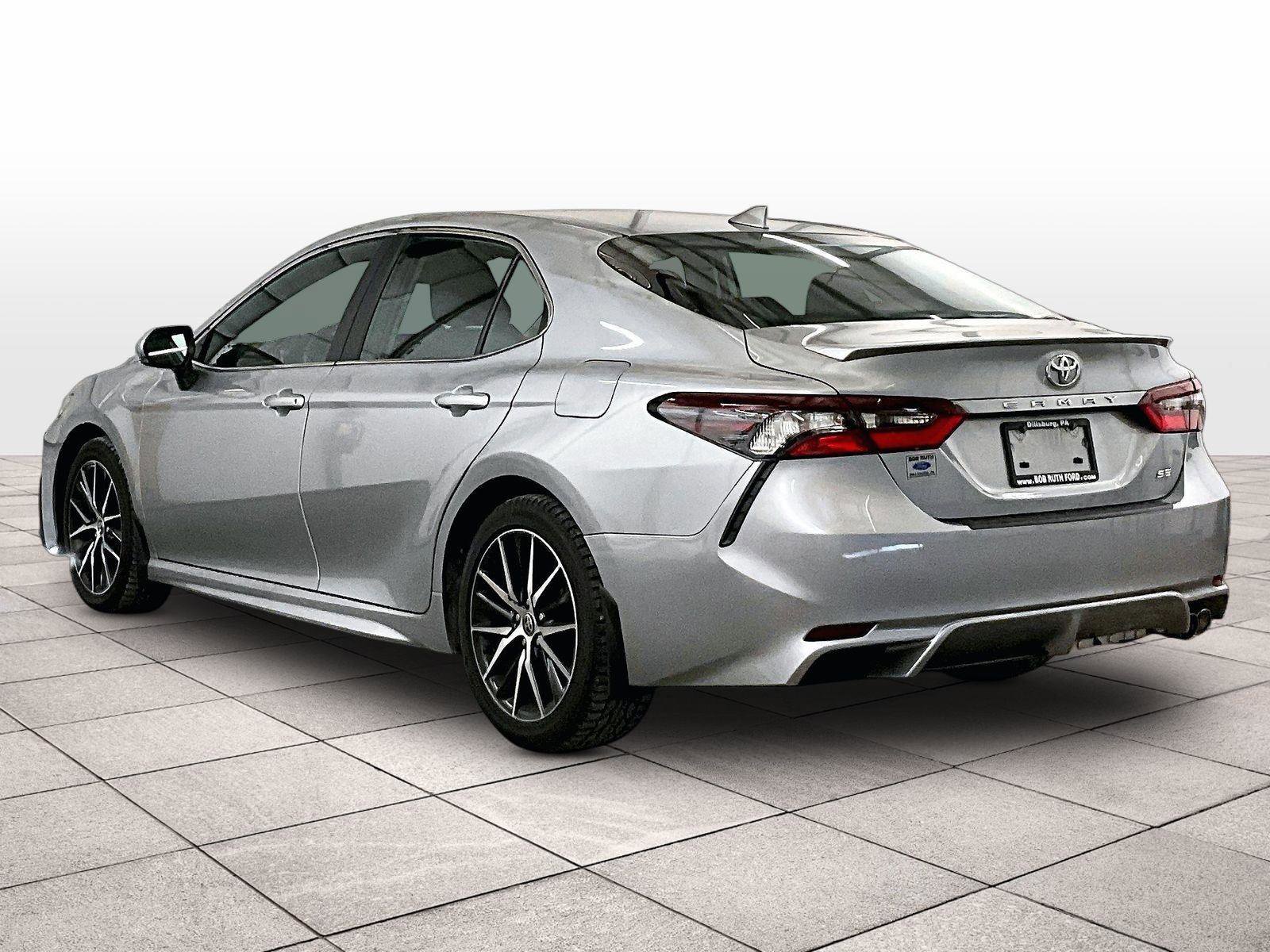 Used 2024 Toyota Camry SE FWD image 10