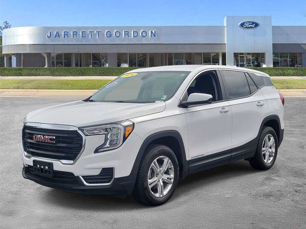 Used 2024 GMC Terrain SLE AWD/4WD image 2