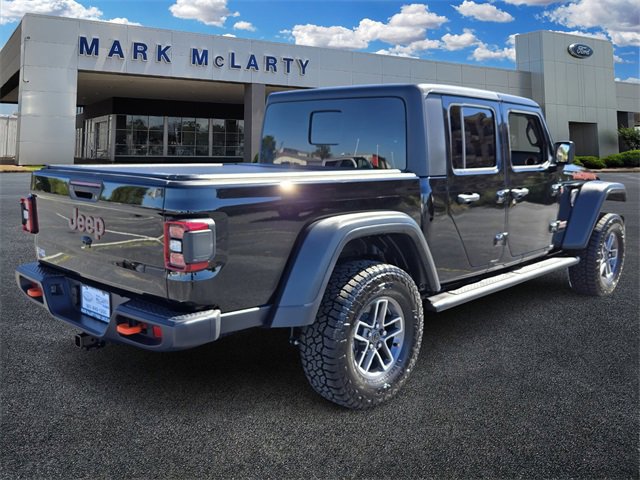 Used 2025 Jeep Gladiator Mojave w/ Convenience Group image 5